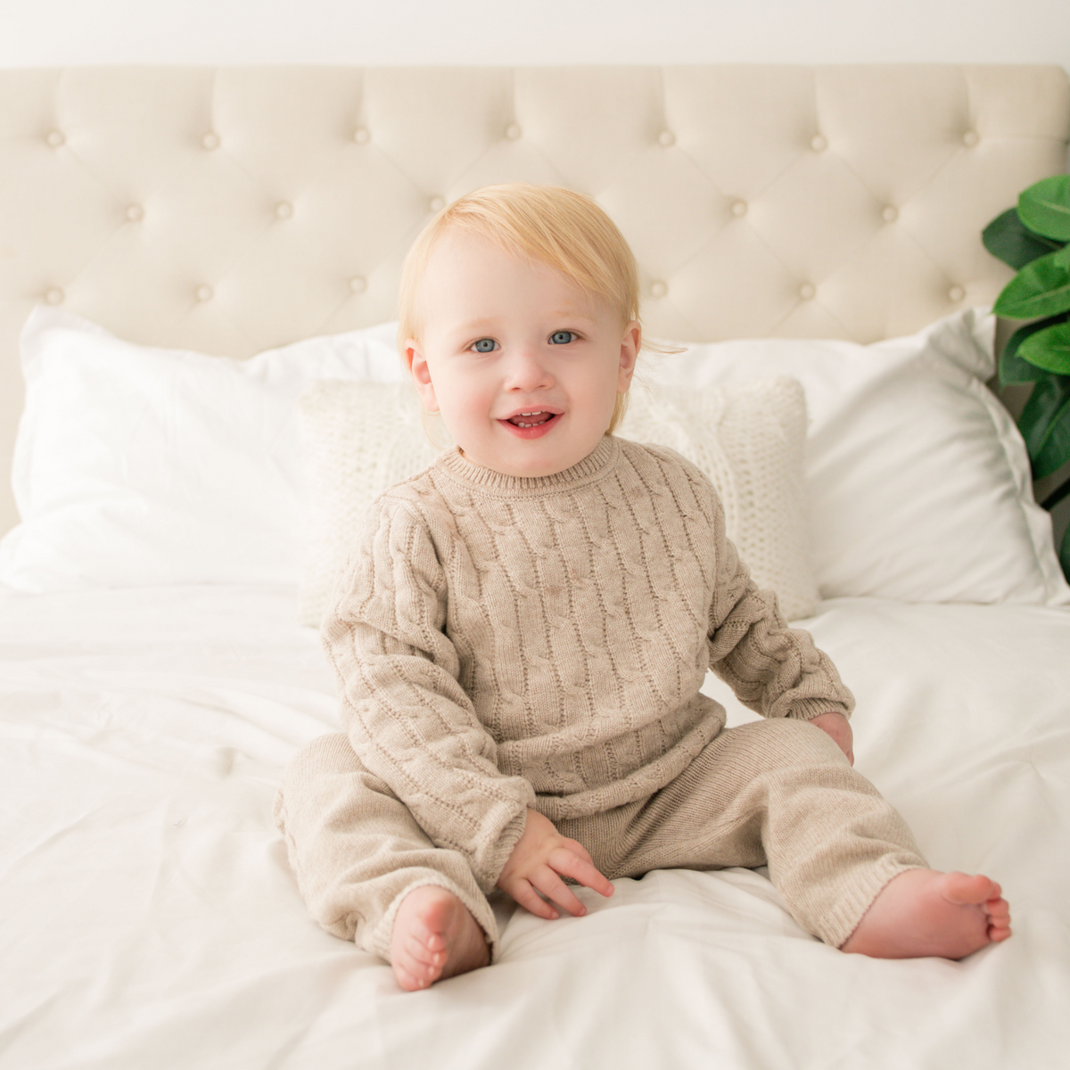 Virgin Merino Wool Cable Knit  Sweater - Oatmeal